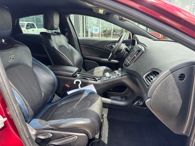 2016 Chrysler 200 S