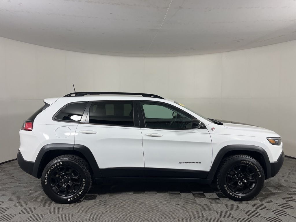 2022 Jeep Cherokee Trailhawk