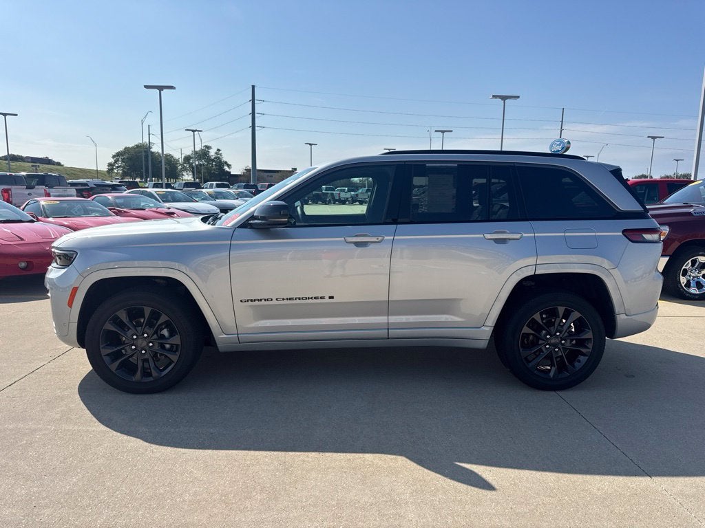 2026 Jeep Grand Cherokee Limited Reserve
