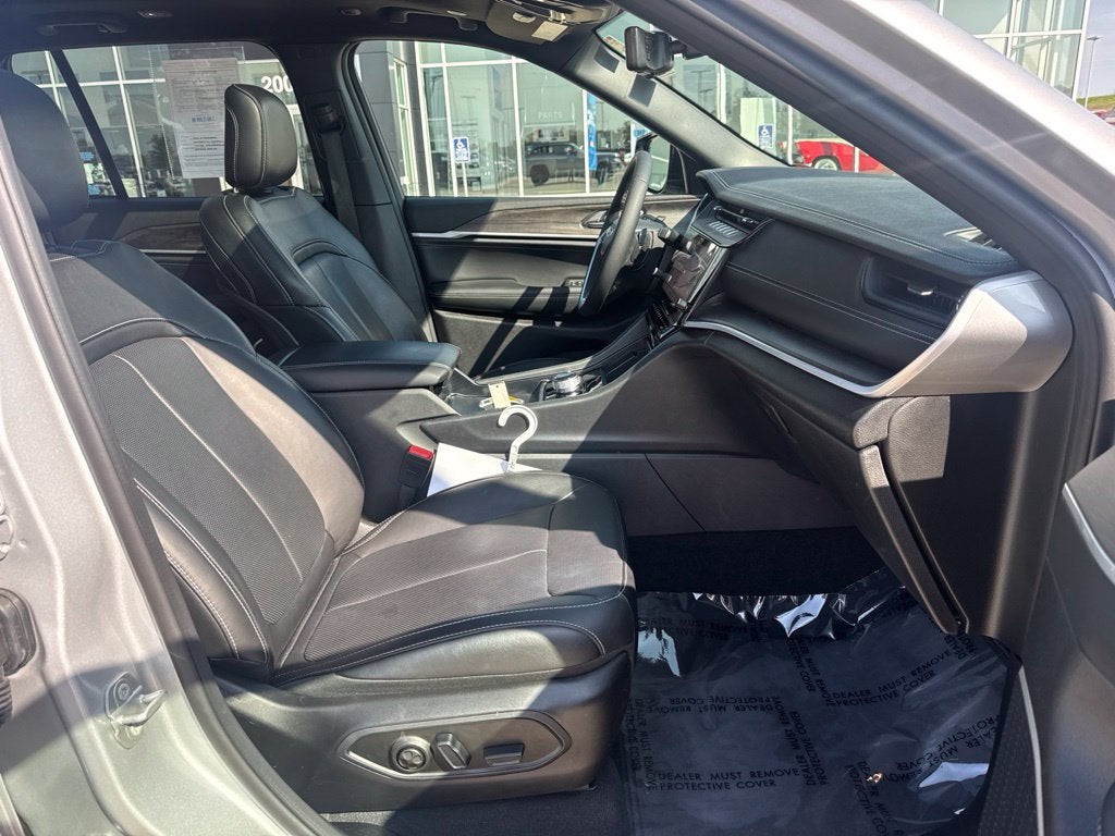 2026 Jeep Grand Cherokee Limited Reserve