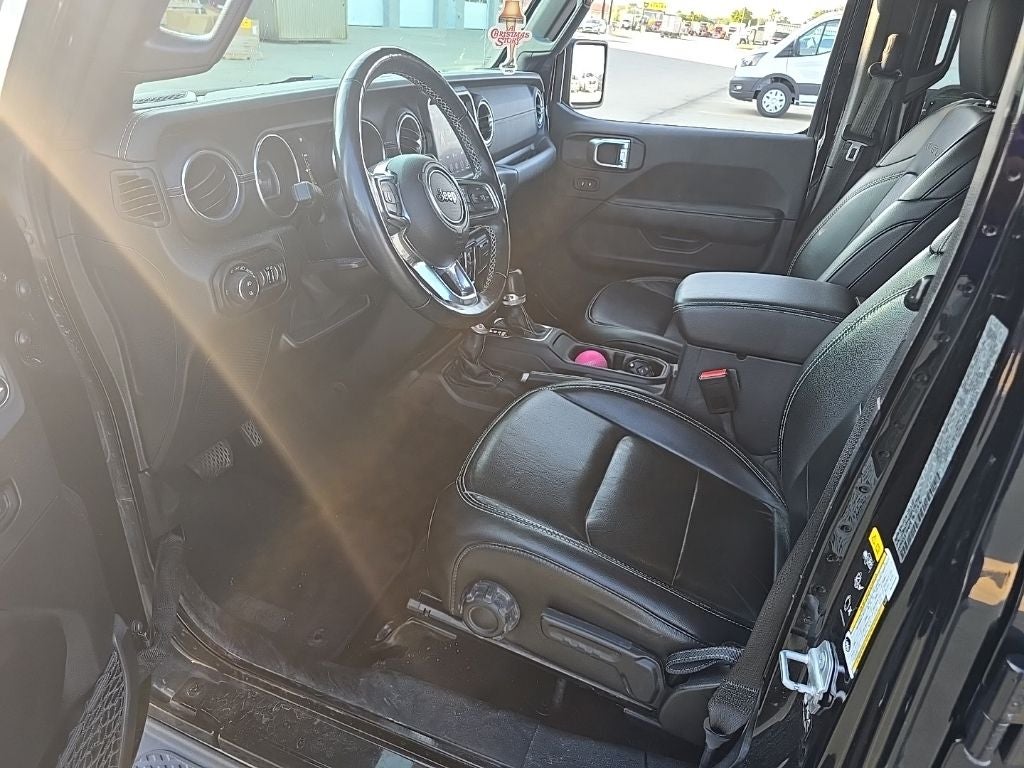 2021 Jeep Gladiator Overland