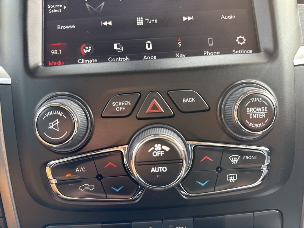 2023 RAM 1500 Classic SLT