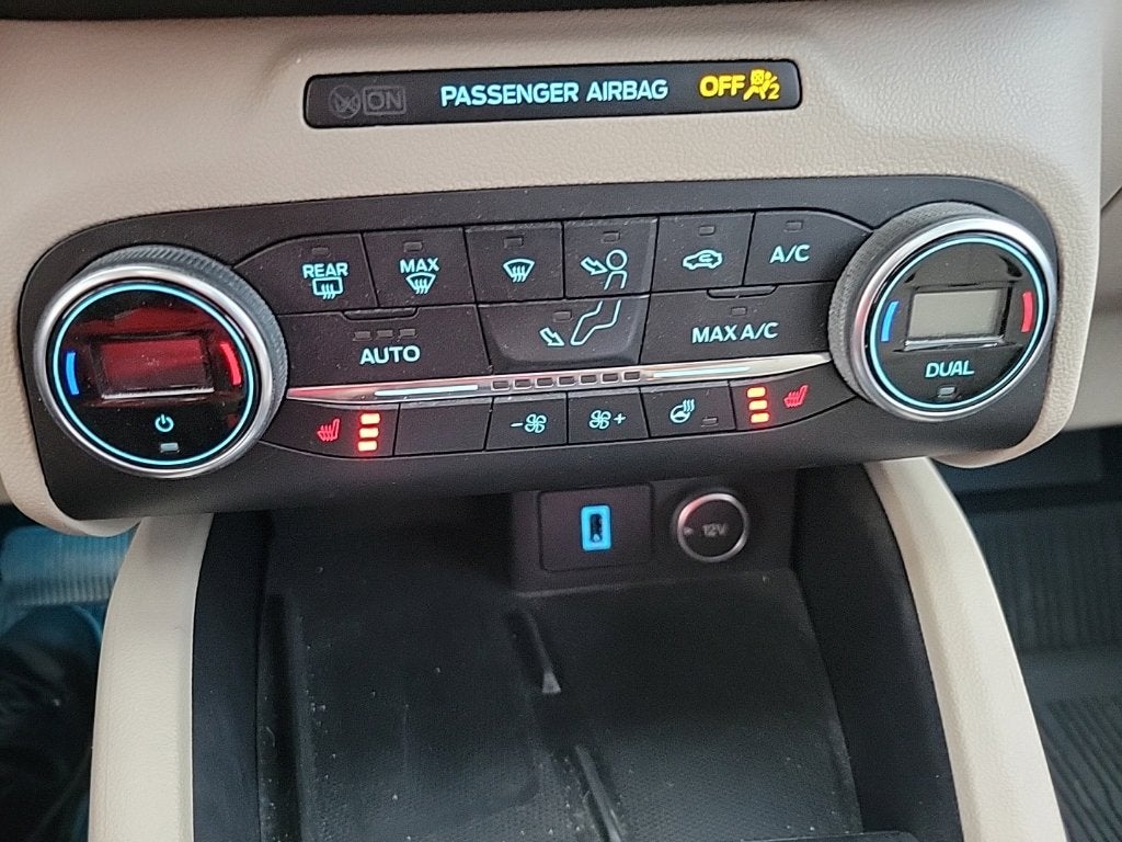 2020 Ford Escape Hybrid Titanium