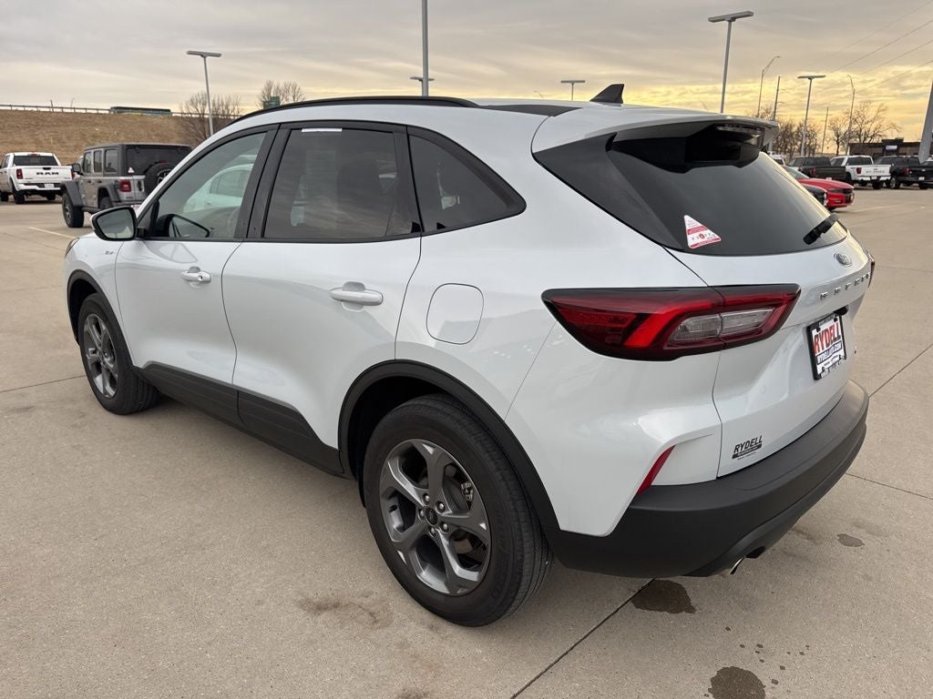 2025 Ford Escape ST-Line Select