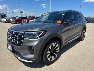 2025 Ford Explorer Platinum