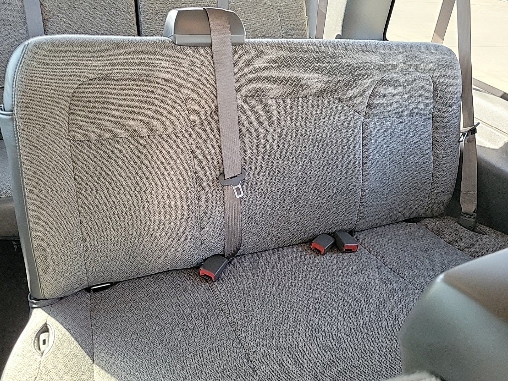 2025 Chevrolet Express 3500 LT Passenger