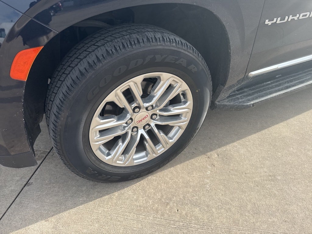 2021 GMC Yukon SLT