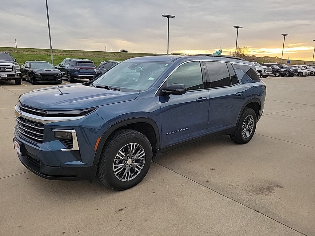 2024 Chevrolet Traverse LT 2LT