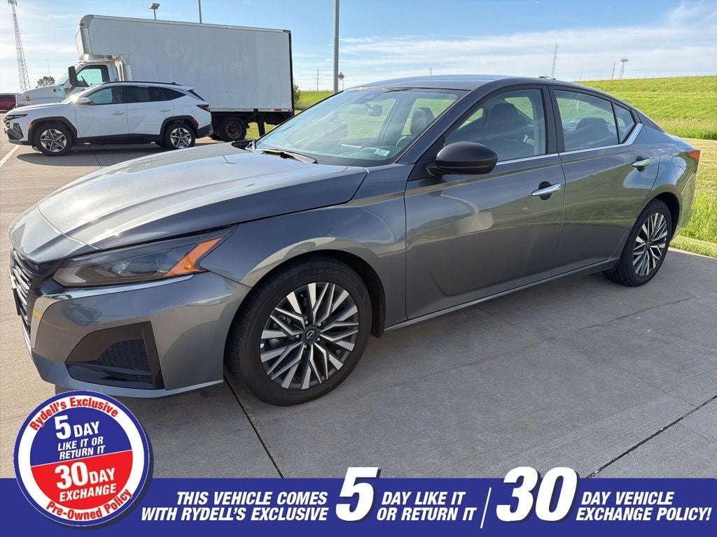 2025 Nissan Altima 2.5 SV