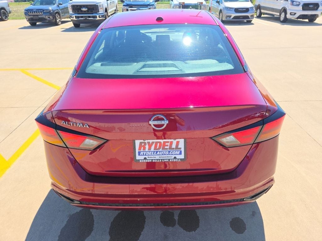 2025 Nissan Altima 2.5 SV