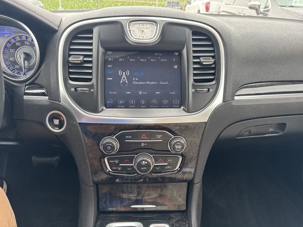 2018 Chrysler 300 Limited