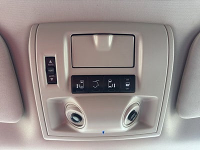 2016 Chrysler Town & Country Touring-L