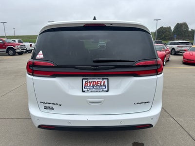 2025 Chrysler Pacifica Limited