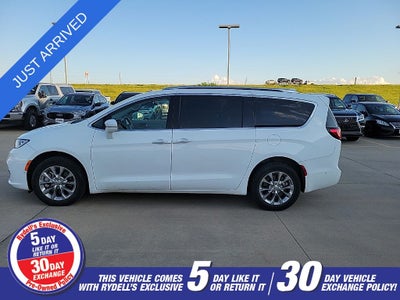 2021 Chrysler Pacifica Touring L