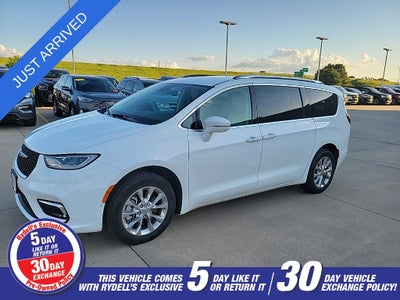 2021 Chrysler Pacifica Touring L