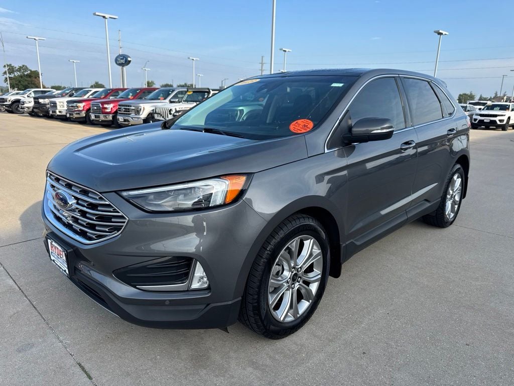 2023 Ford Edge Titanium