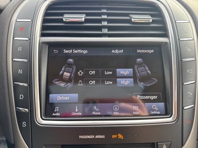 2020 Lincoln Nautilus Reserve