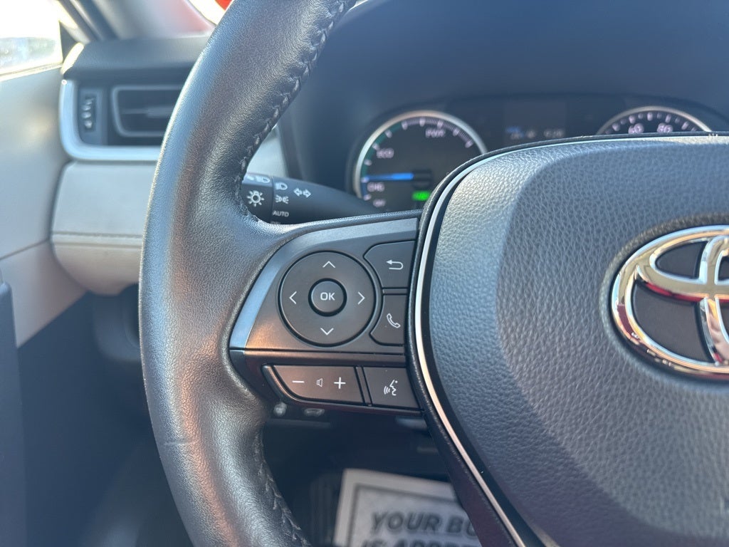 2022 Toyota RAV4 Hybrid XLE