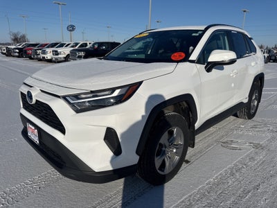 2022 Toyota RAV4 Hybrid XLE