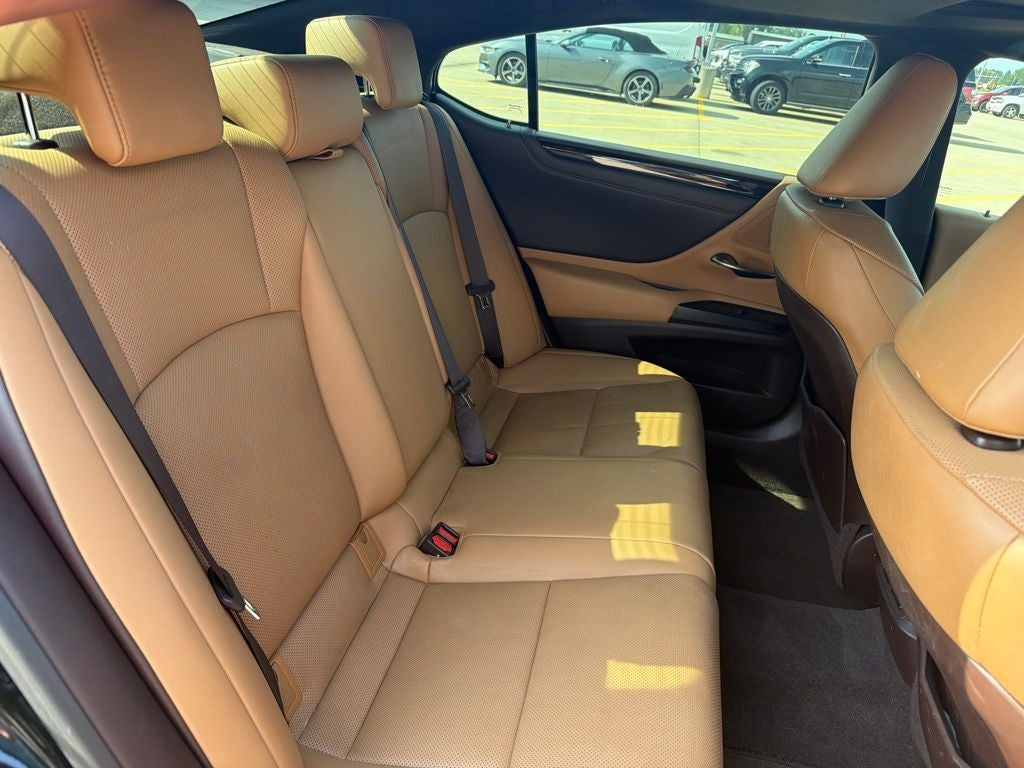 2021 Lexus ES 350
