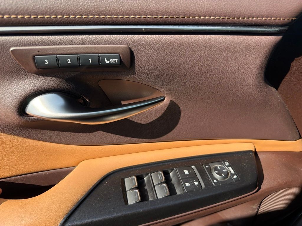2021 Lexus ES 350