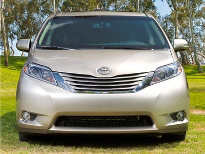 2017 Toyota Sienna Limited 7 Passenger