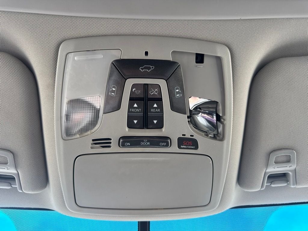 2017 Toyota Sienna Limited 7 Passenger