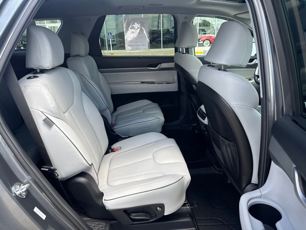 2025 Hyundai Palisade SEL Premium 7 Passenger