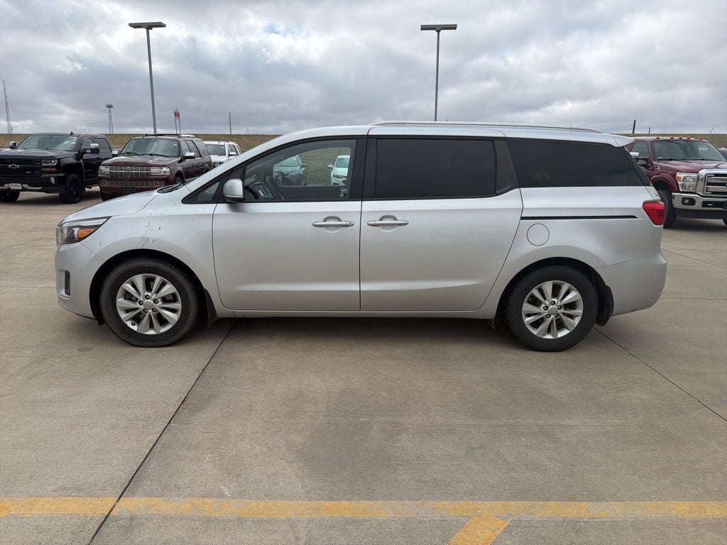 2016 Kia Sedona LX