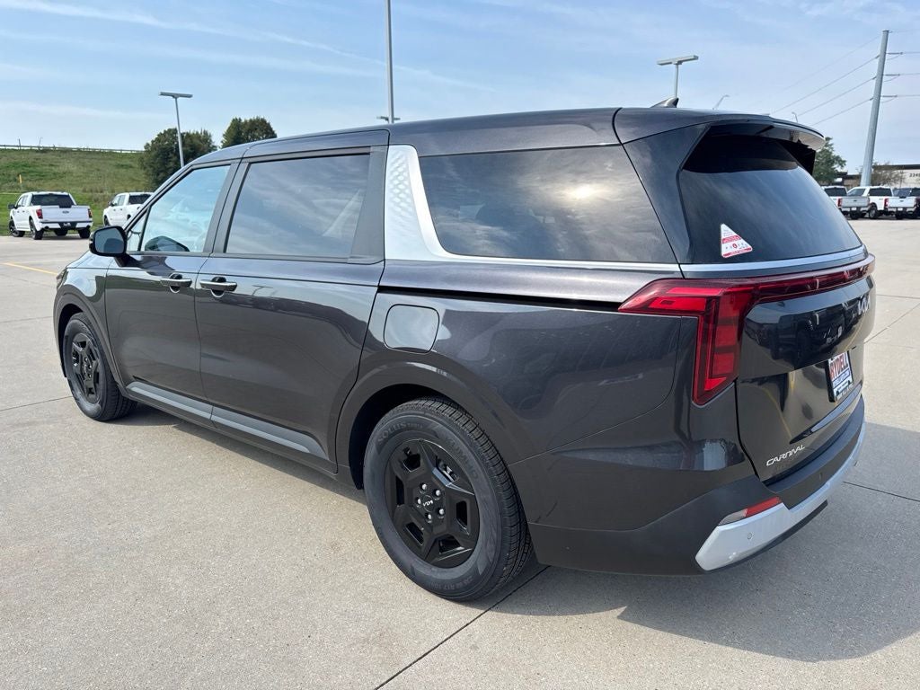 2025 Kia Carnival LXS