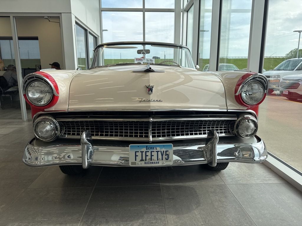 1955 Ford Fairlane Sunliner