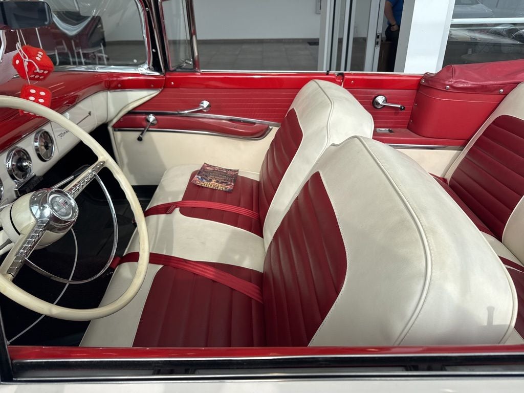 1955 Ford Fairlane Sunliner