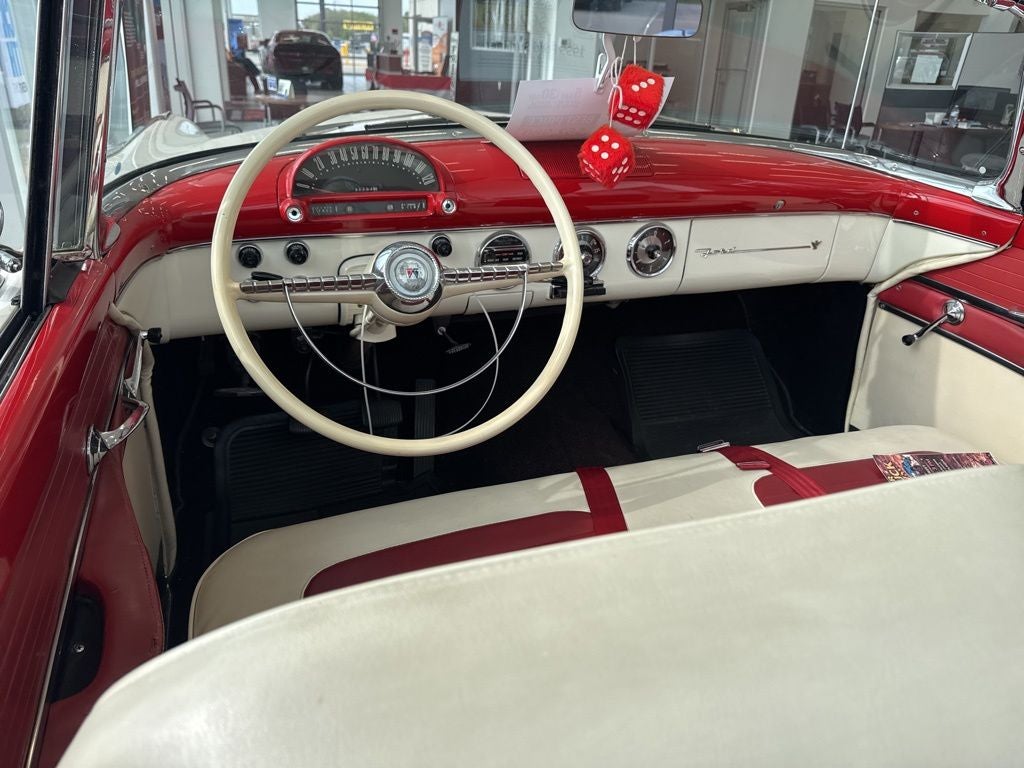 1955 Ford Fairlane Sunliner