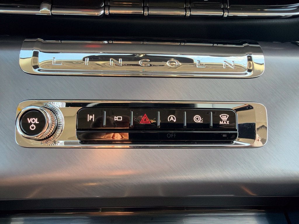 2027 Lincoln Aviator Premiere