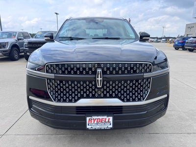 2027 Lincoln Navigator Premiere