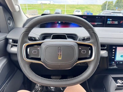 2027 Lincoln Navigator Premiere