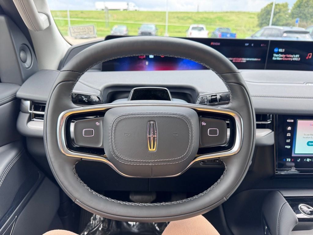 2027 Lincoln Navigator Premiere