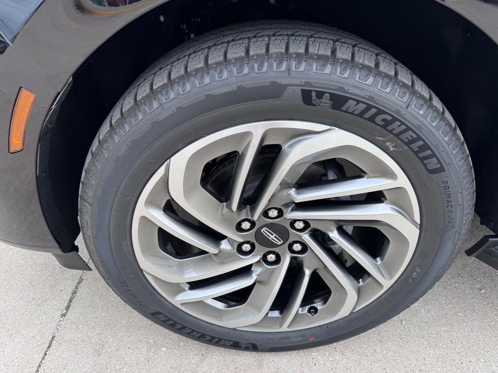 2027 Lincoln Navigator Premiere