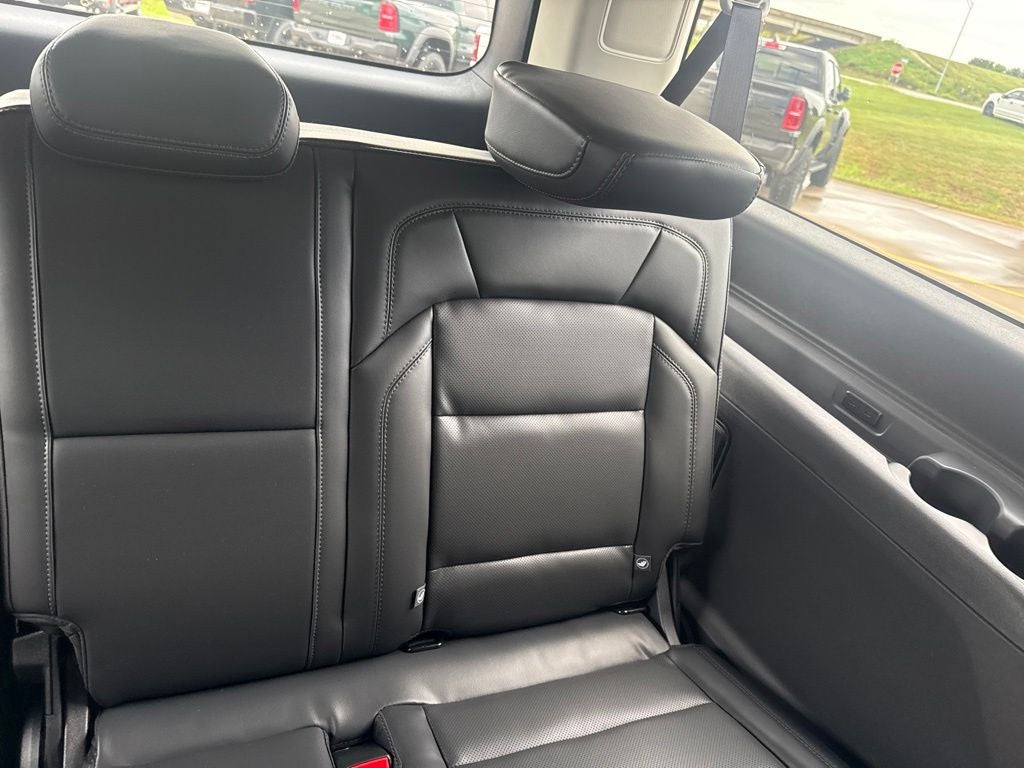2027 Lincoln Navigator L Reserve