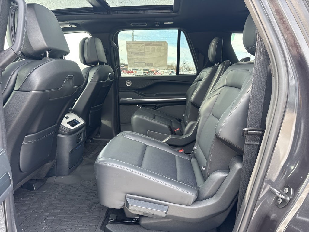 2025 Lincoln Navigator Reserve-L