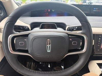 2027 Lincoln Navigator Premiere L