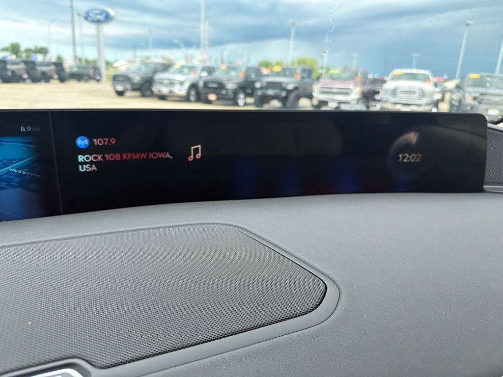 2027 Lincoln Navigator Premiere L