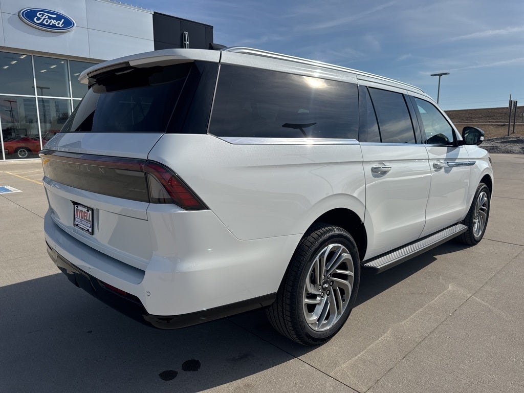 2026 Lincoln Navigator Premiere L
