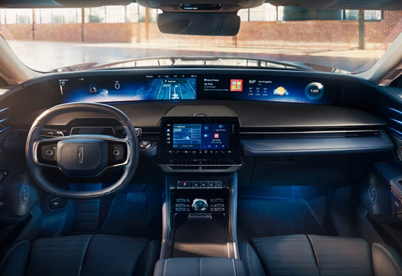 A large panoramic display is shown on the dashboard of a 2024 Lincoln Nautilus® SUV | Rydell Lincoln in Independence IA