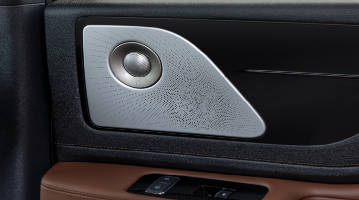 A close-up of a speaker located on the door’s interior is shown. | Rydell Lincoln in Independence IA