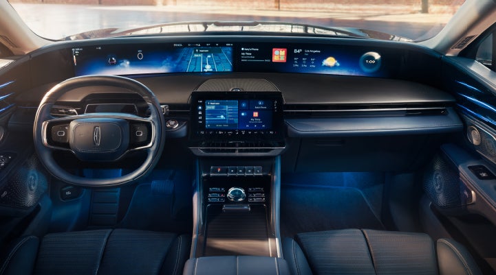 A large panoramic display is shown on the dashboard of a 2025 Lincoln Nautilus® SUV | Rydell Lincoln in Independence IA