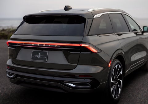 The rear of a 2026 Lincoln Black Label™ Nautilus® SUV displays full LED rear lighting. | Rydell Lincoln in Independence IA